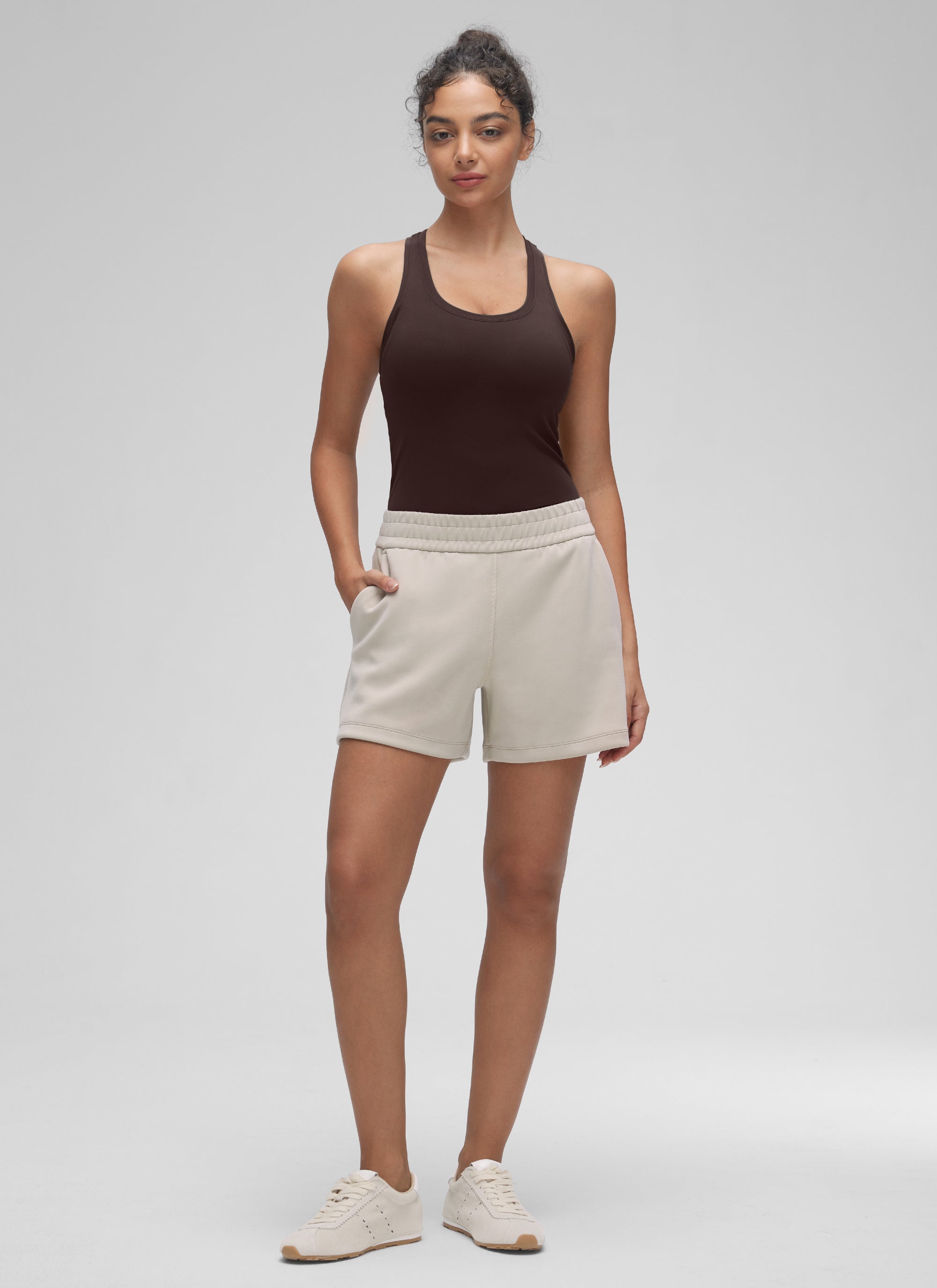 גופיית אימון Butterluxe Crewneck Racerback - Hot Fudge Brown