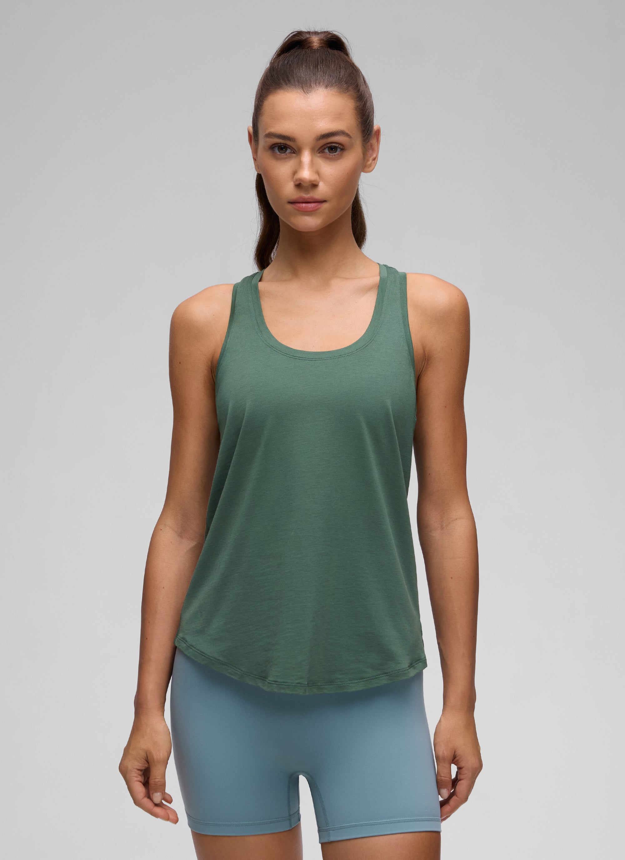 גופיית אימון Pima Hip-Length - Graphite Green