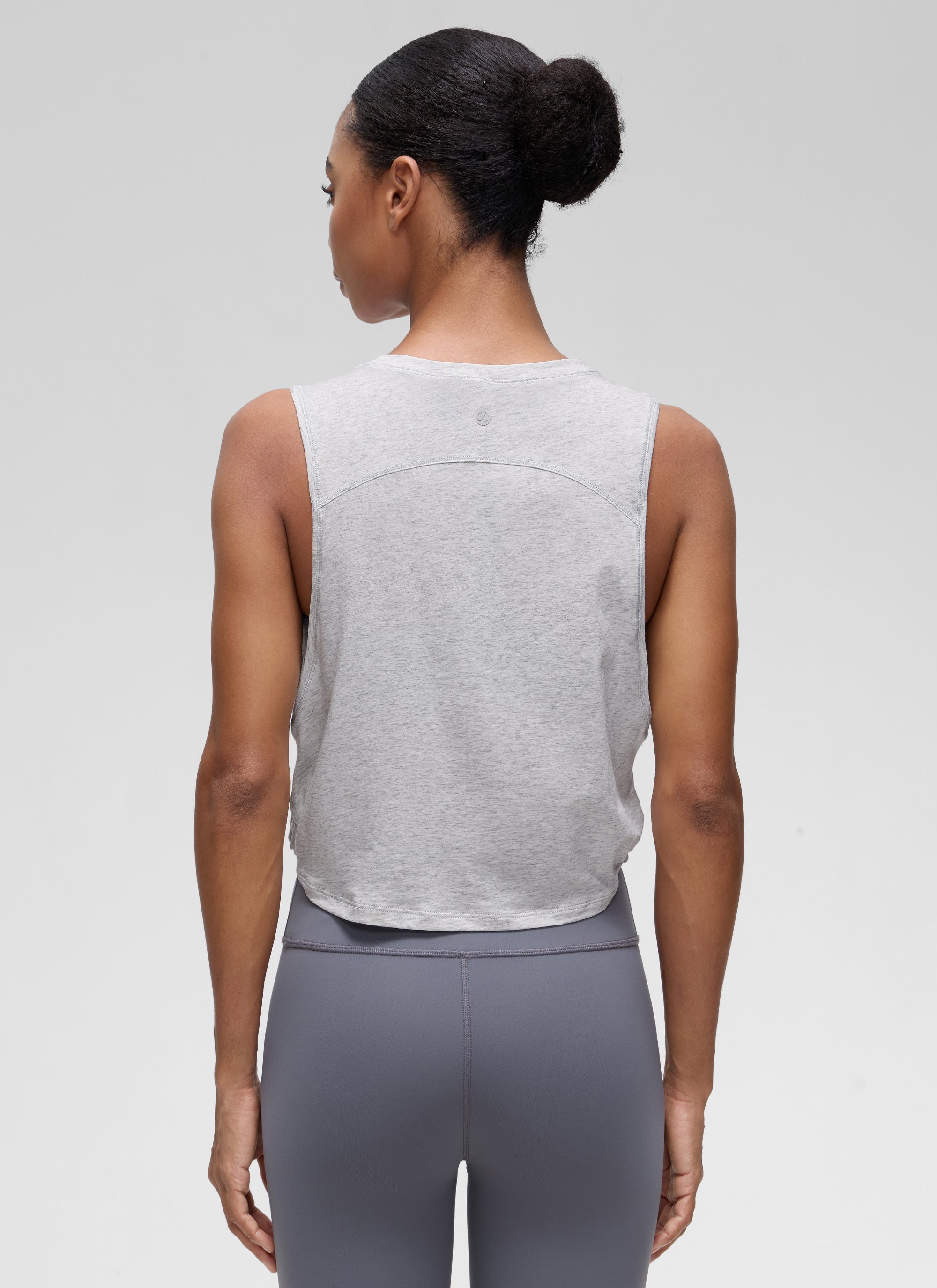 גופיית אימון Pima Twist - Light Grey Heather