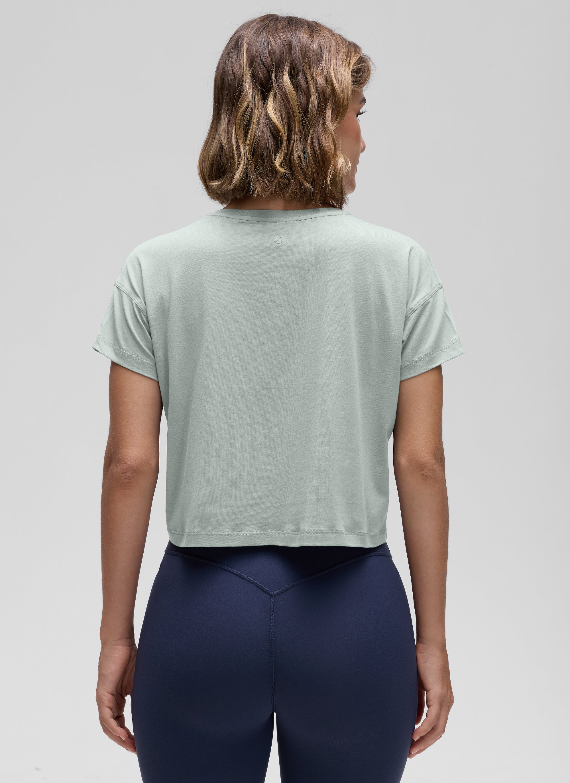 חולצת קרופ Pima Cotton Crew Neck - Jade Grey