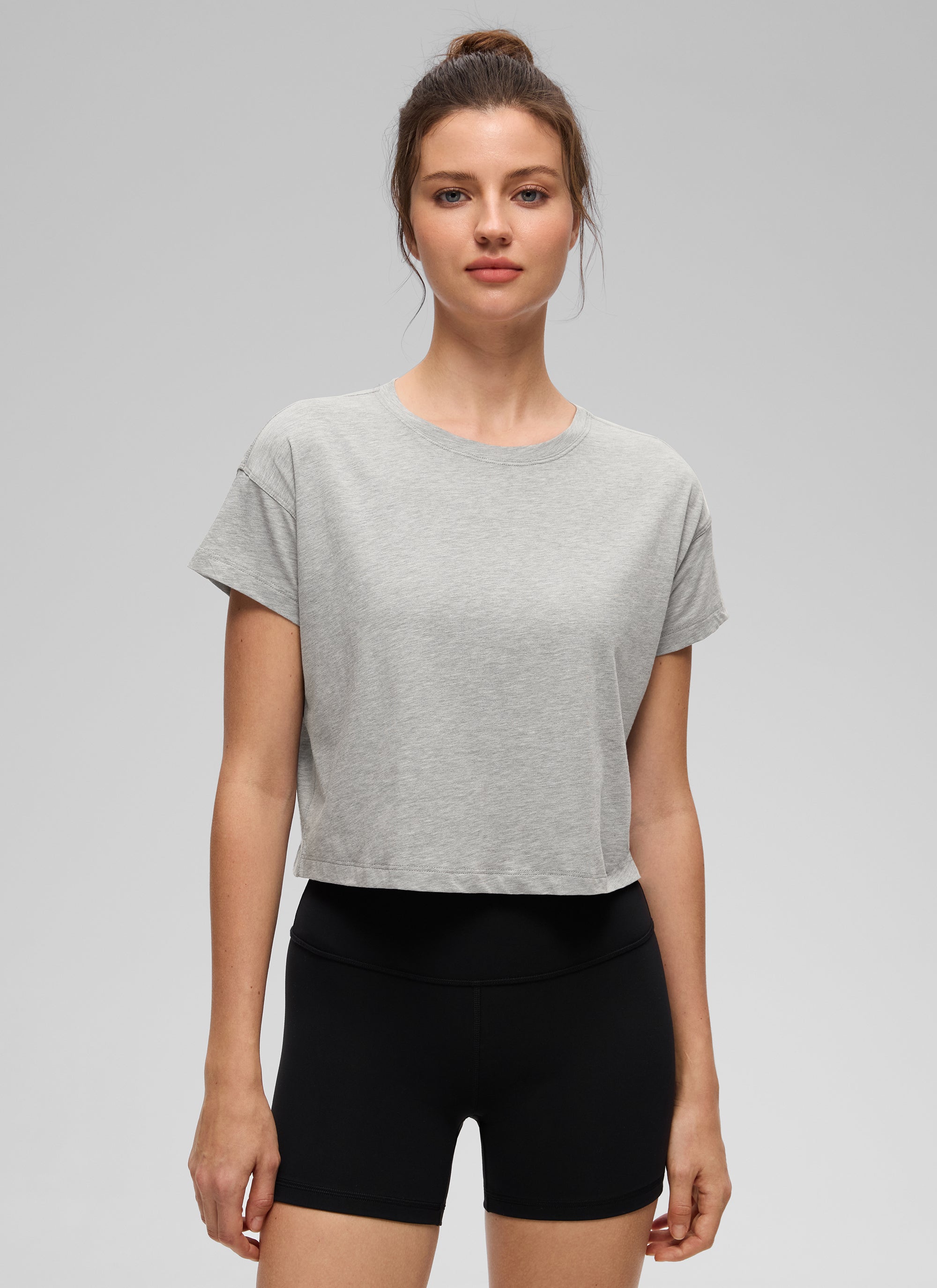 חולצת קרופ Pima Cotton Crew Neck - Heathered Medium Grey