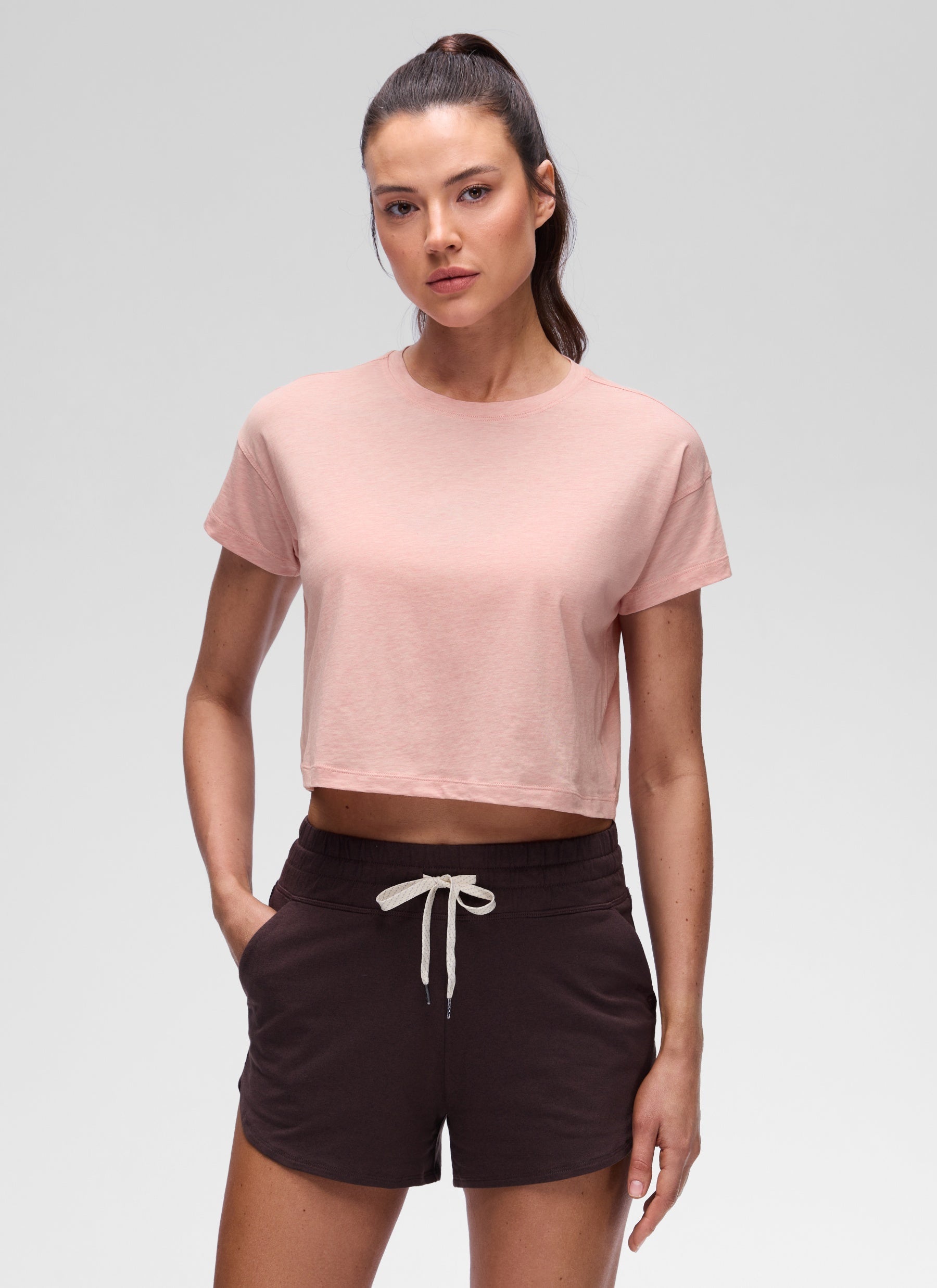 חולצת קרופ Pima Cotton Crew Neck - Cinnamon Ash