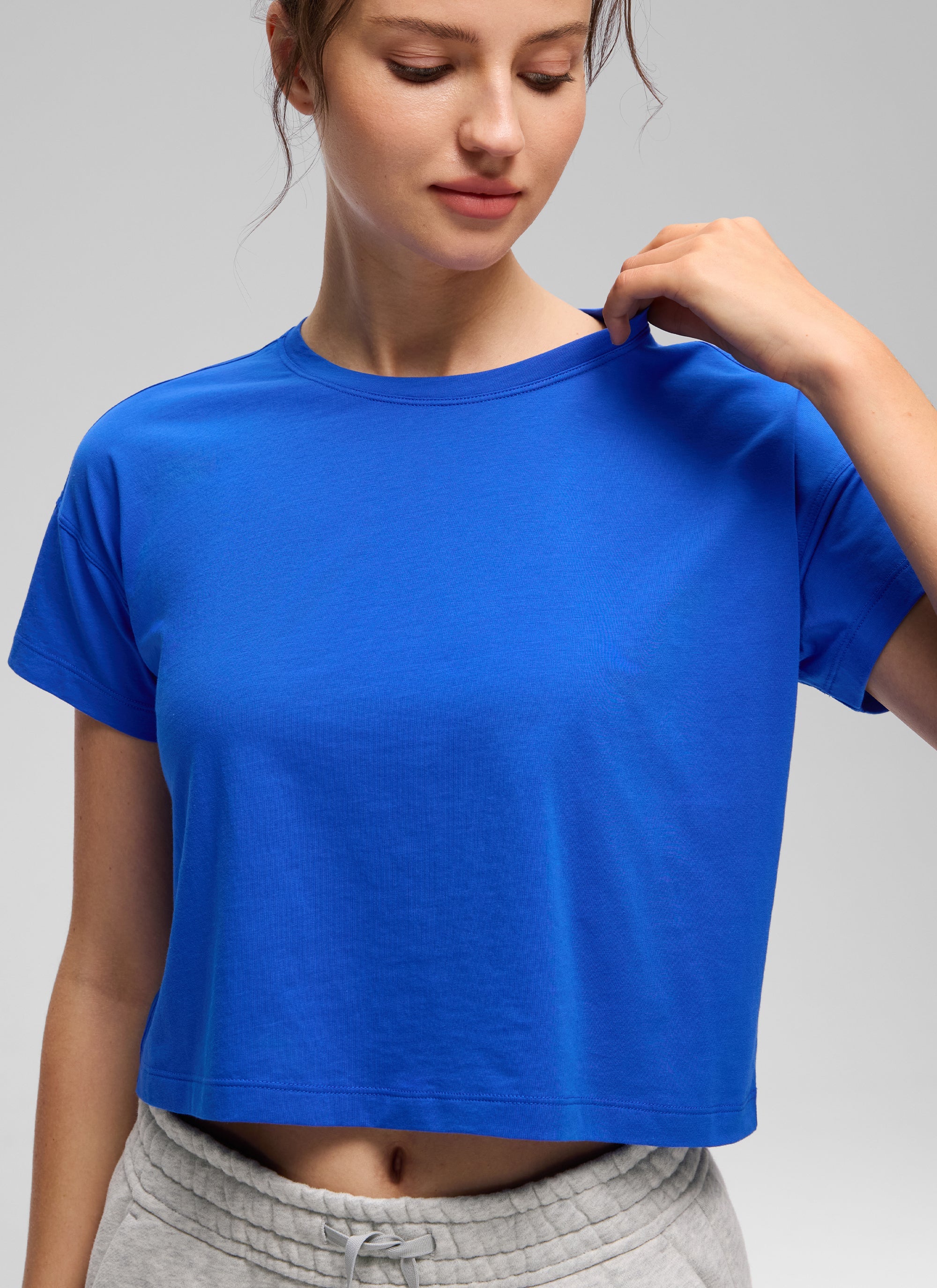 חולצת קרופ Pima Cotton Crew Neck - Strong Blue