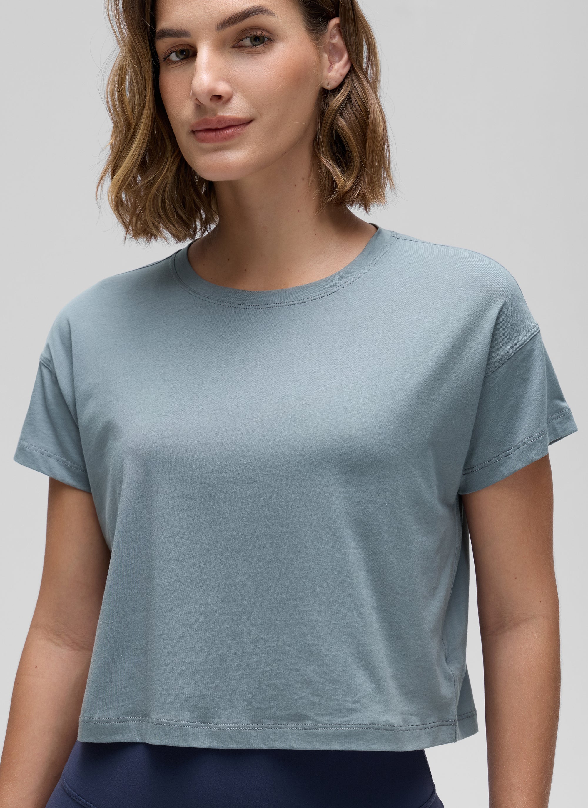 חולצת קרופ Pima Cotton Crew Neck - Belgian Blue