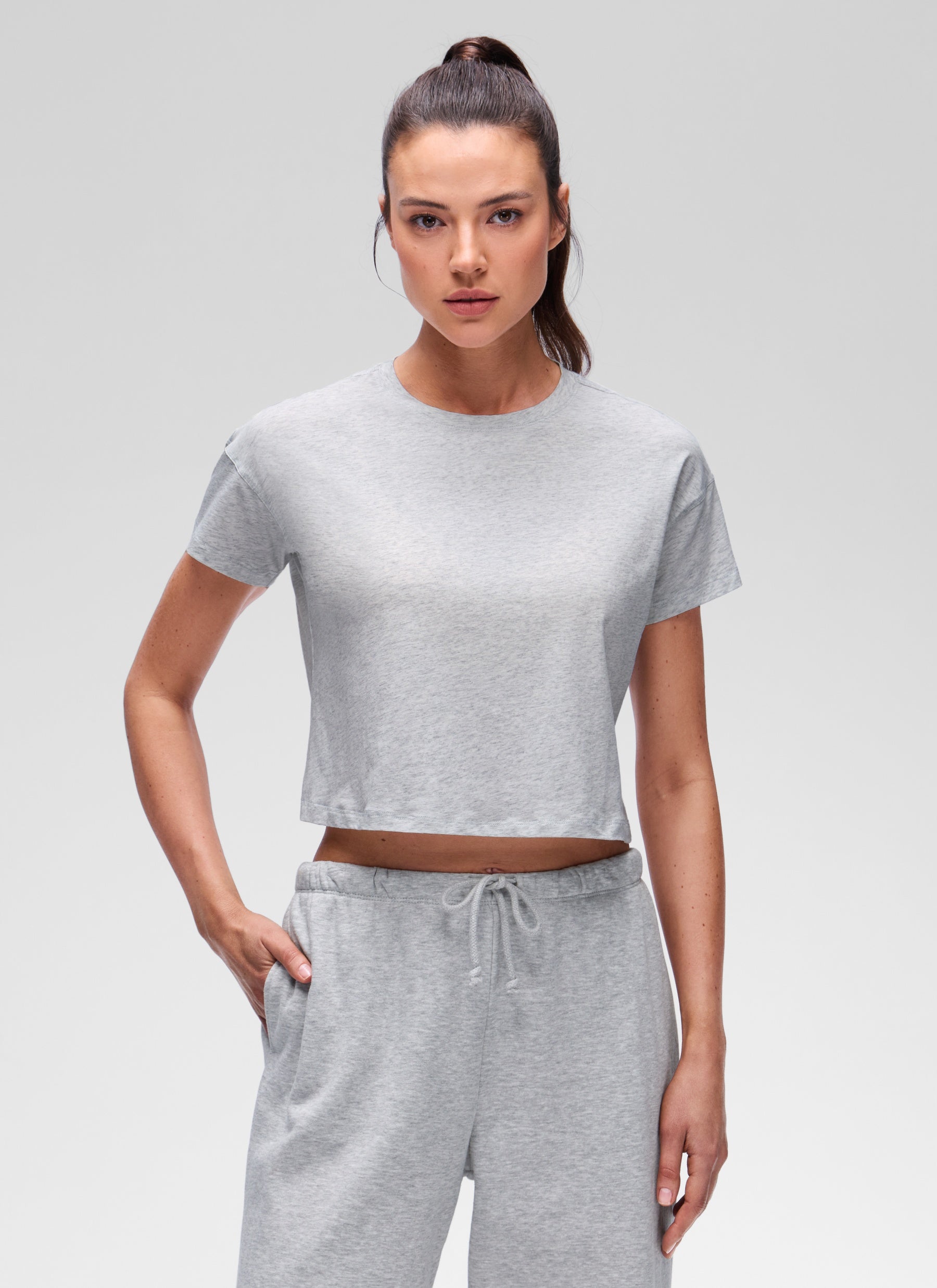 חולצת קרופ Pima Cotton Crew Neck - Light Grey Heather