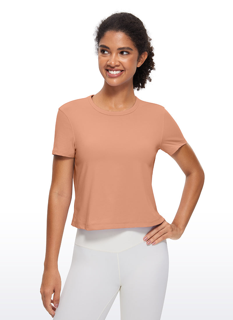 חולצת קרופ קצרה Pima Cotton Classic Fit - מוקה