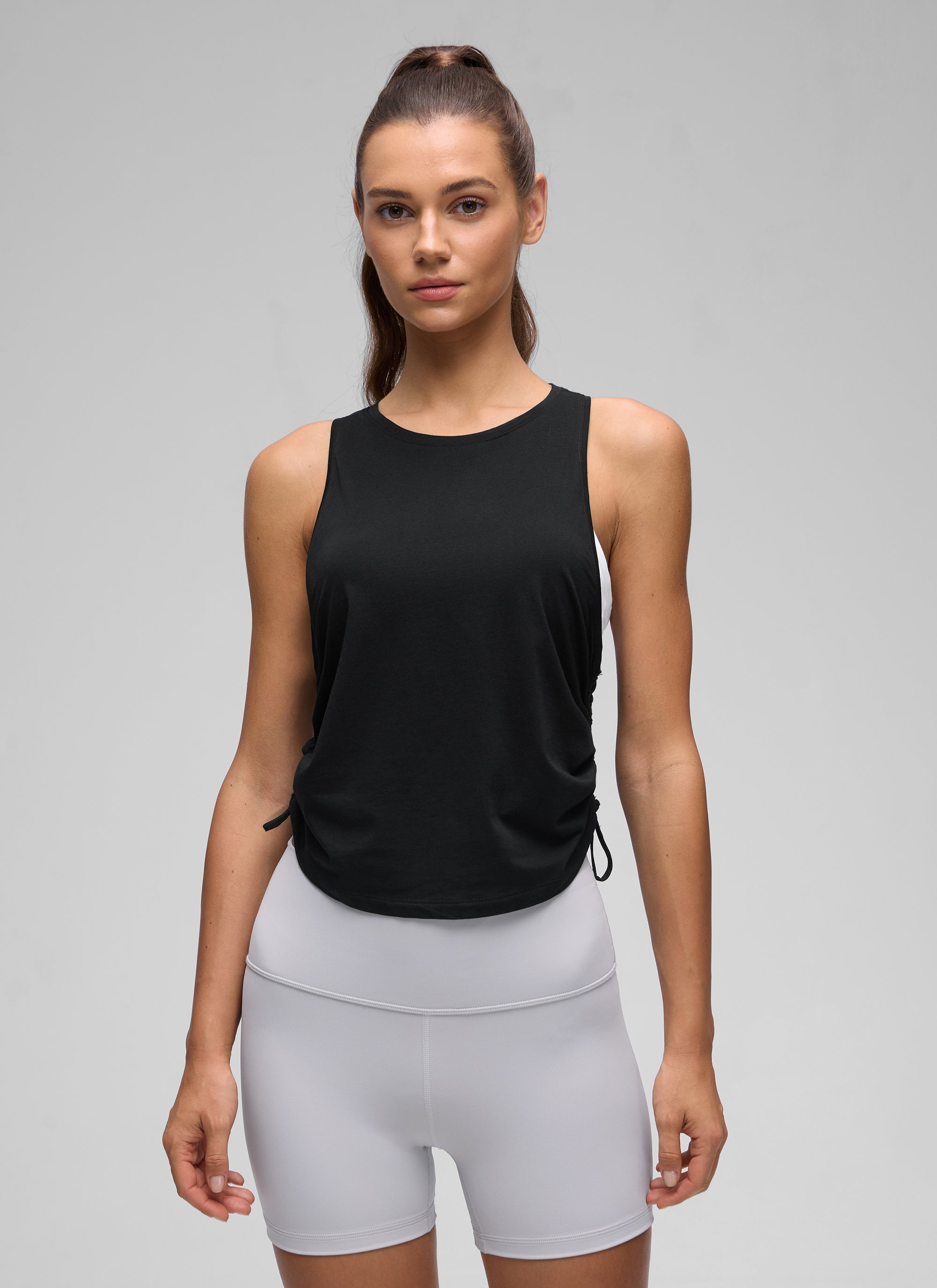 גופיית אימון Pima Cotton Racerback Ruched - שחור
