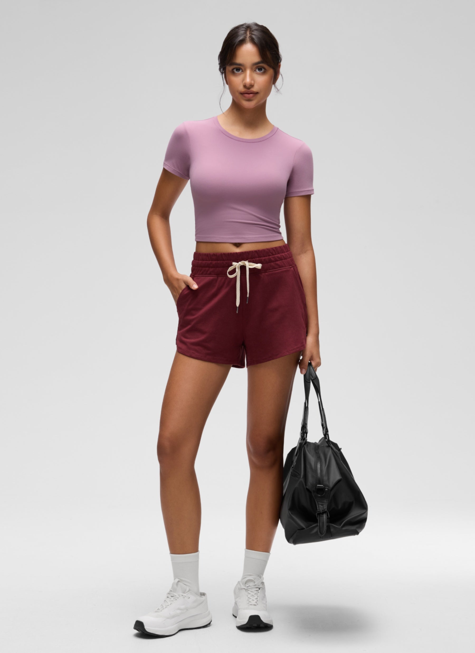 חולצת קרופ קצרה Softembrace Crewneck - Light Lavender