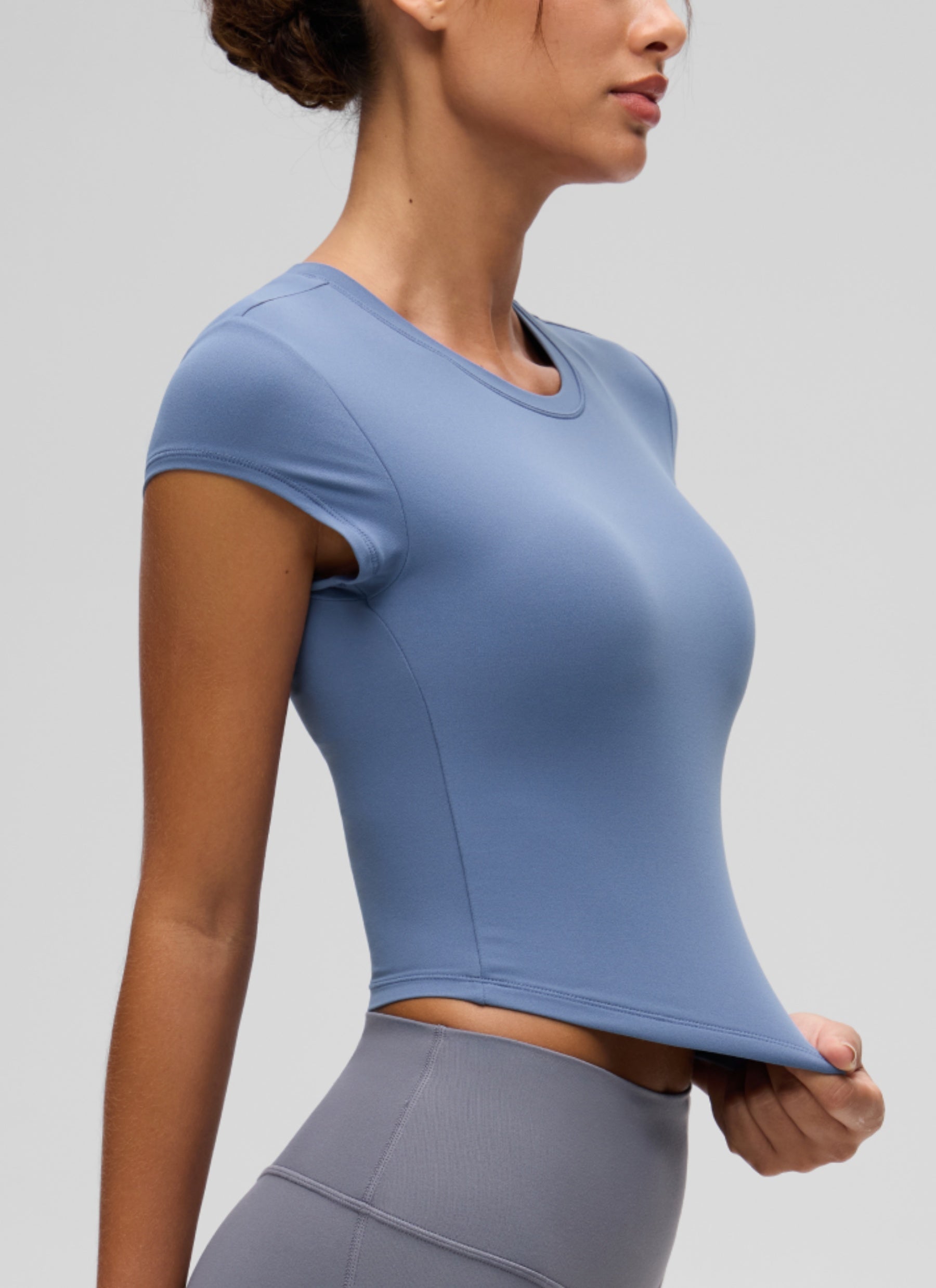 חולצת קרופ קצרה Softembrace Cap Sleeve - Oasis Blue