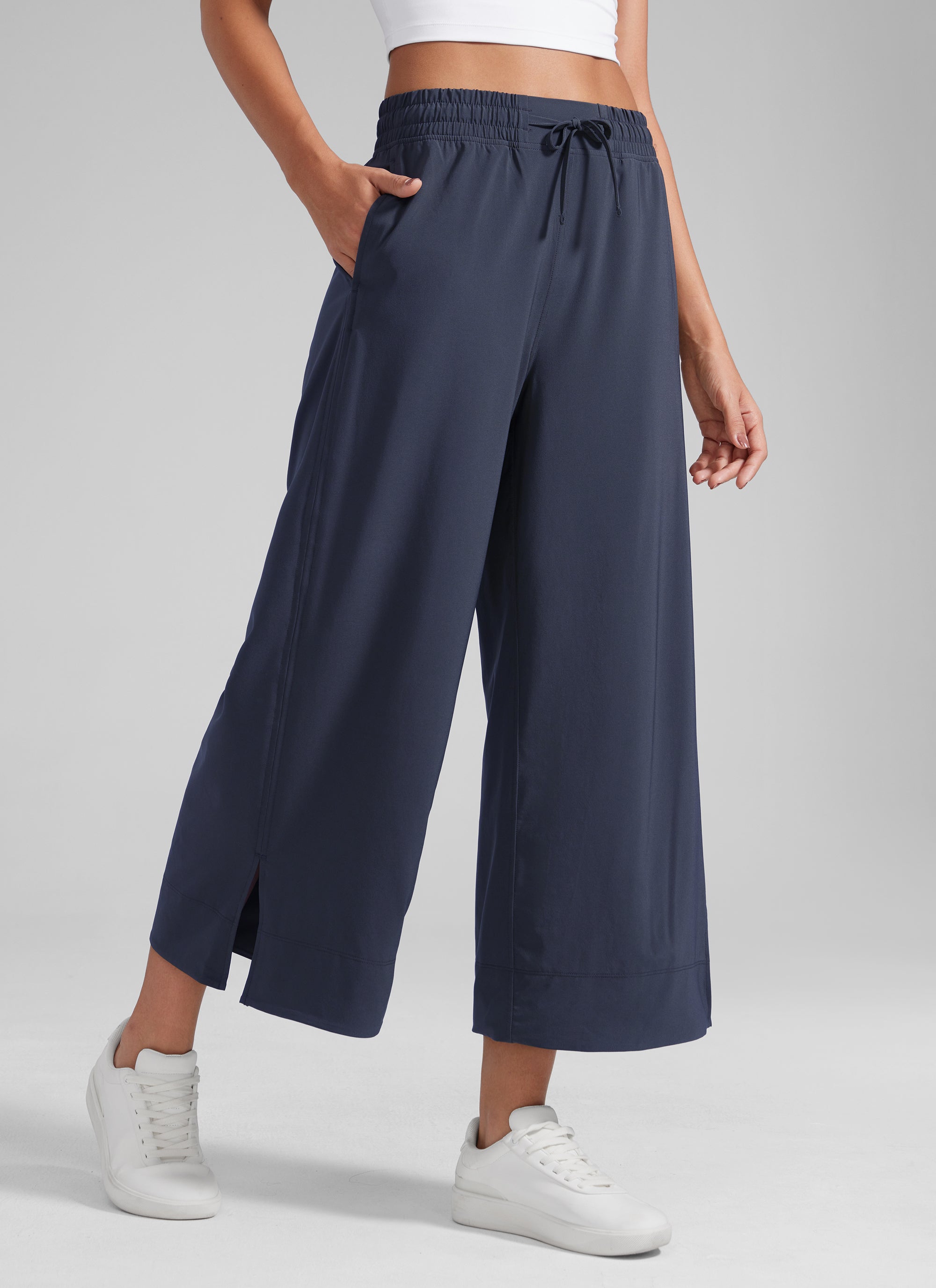 מכנס קל-נוצה Wide Leg עם כיסים 25" - נייבי