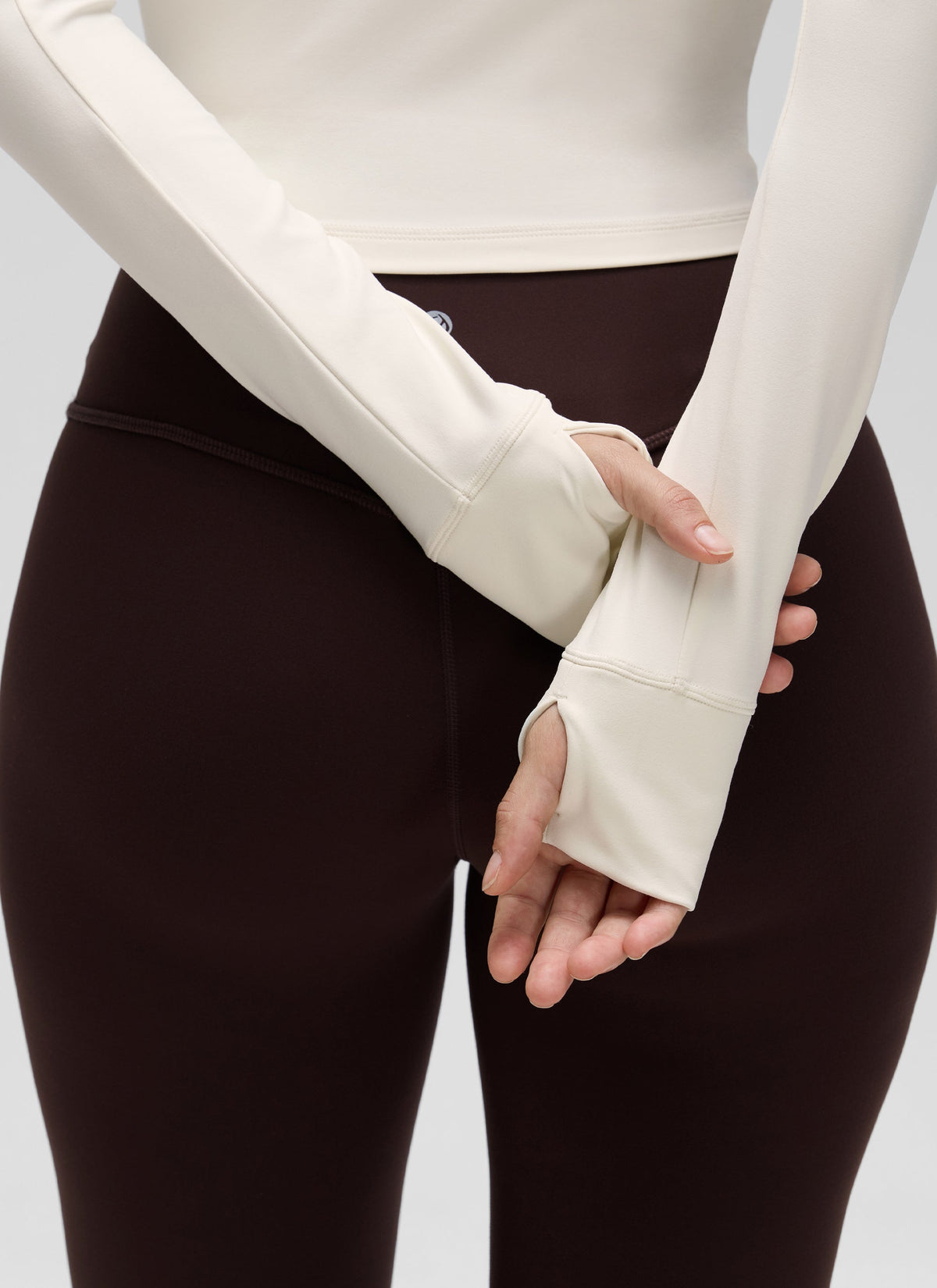 ג'קט קרופ Butterluxe Thumbhole - White Apricot